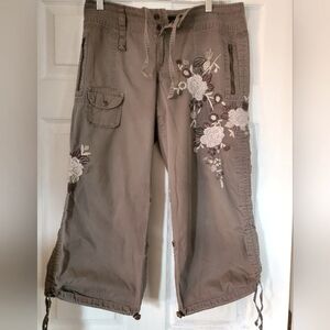 Vintage The Limited Embroided flowered pants Size 8